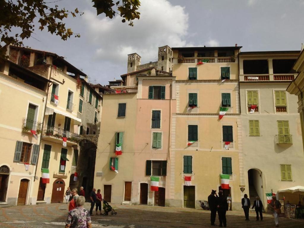 Beb I Girasoli Apartment Dolceacqua Exterior foto